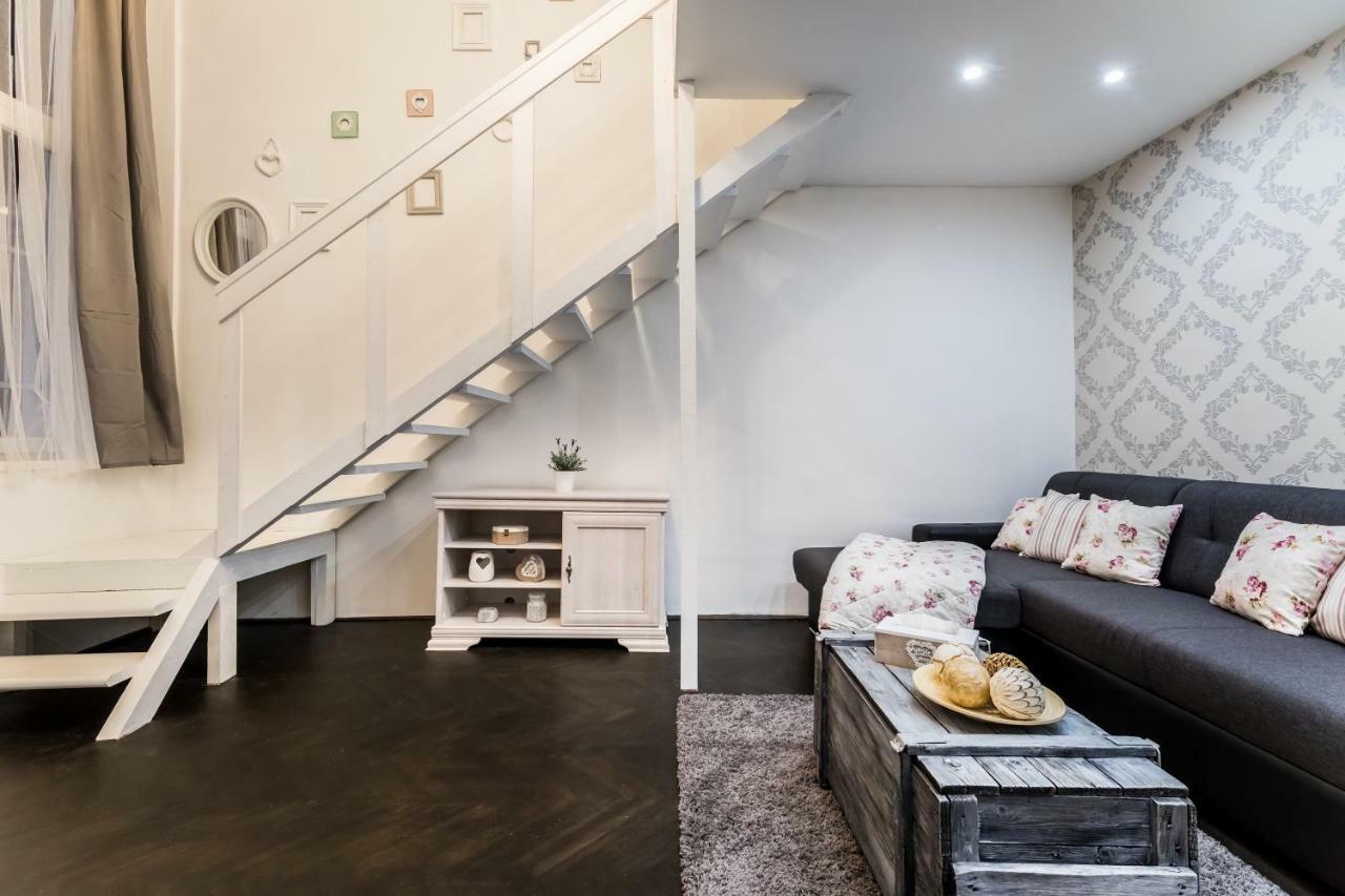 Bpr Vintage Garden Apartment With Terrace & Sauna Budapest Ngoại thất bức ảnh